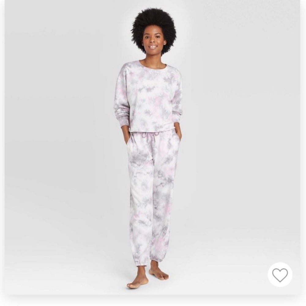 Colsie Tie Dye sweatshirt M NWT